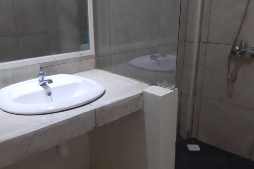 Фото Oyo 90299 Corner Guest House