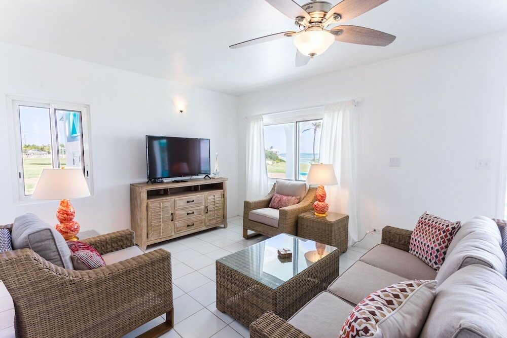 Фото Coralito Bay Suites & Villas