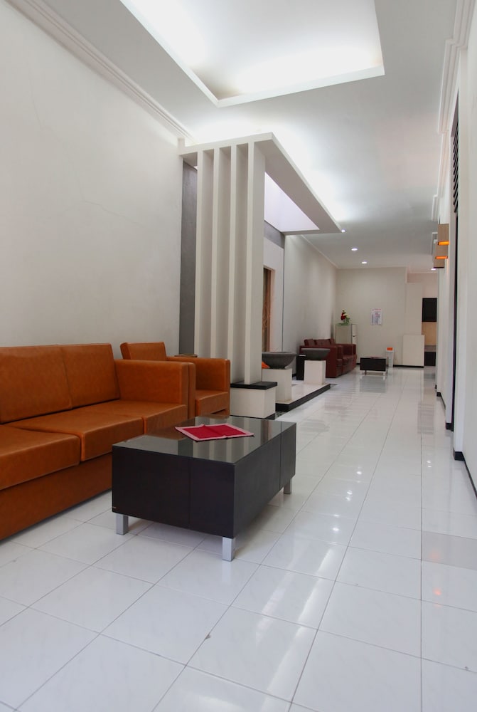 Фото Pondok Asri Family Guest House