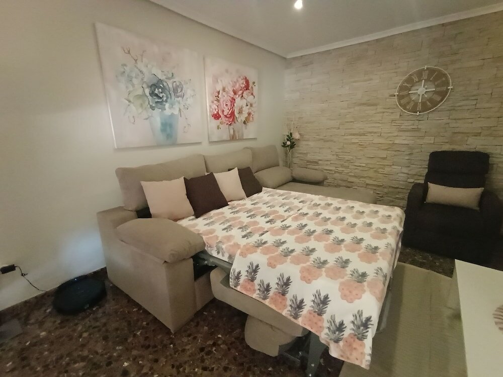 Фото Acogedora y familiar casa EN L'Olleria