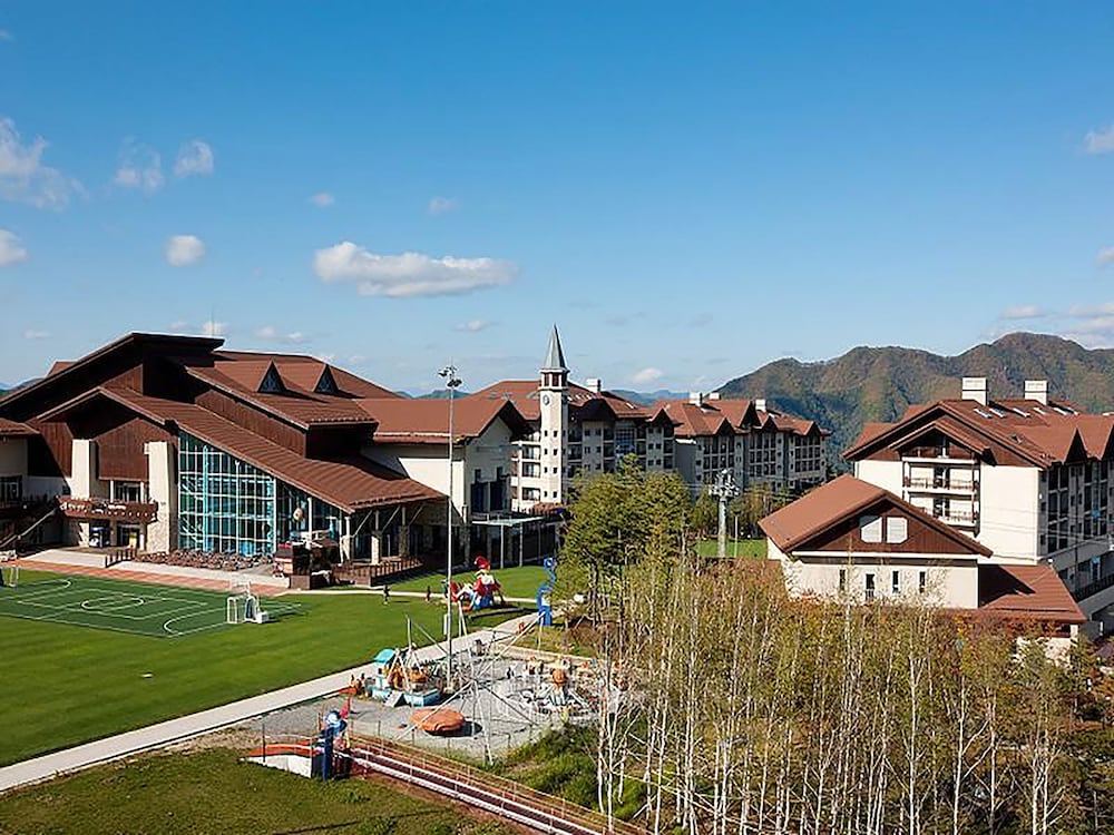 Фото High1 Condominium