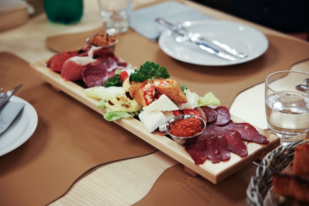 Фото Hotel Livnica