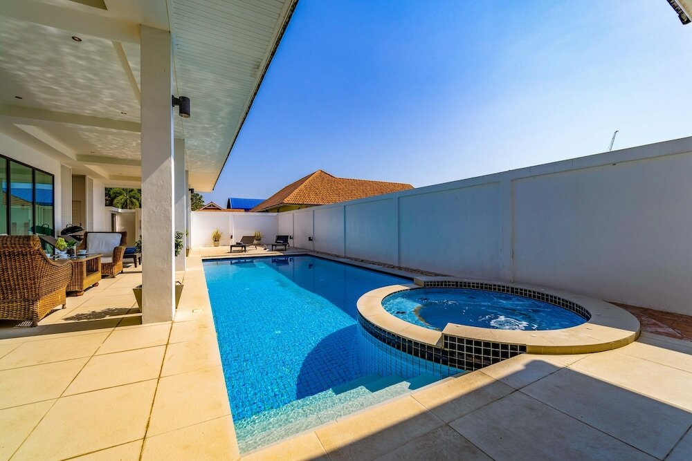 Фото Modern Large 2 Bedroom Pool Villa - Pv2
