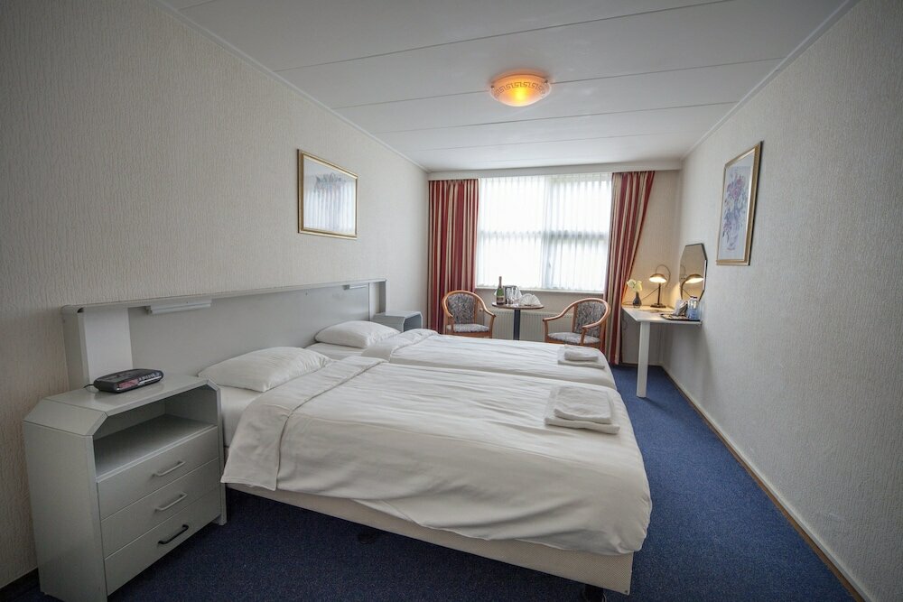 Фото Hotel de Grote Zwaan