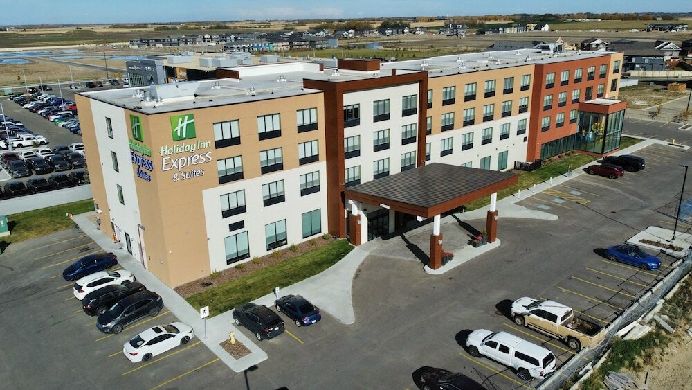 Фото Holiday Inn Express & Suites Edmonton N - St. Albert, an Ihg Hotel