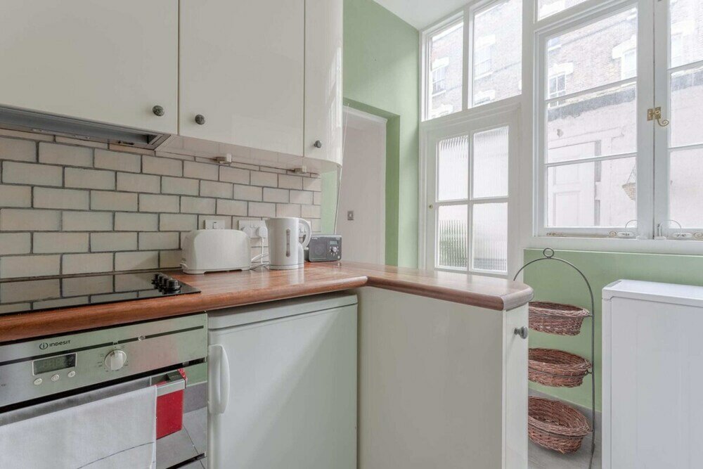 Фото Modern 2 Bedroom Flat in Central London