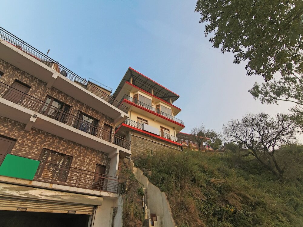 Фото Oyo 23675 Mountains Villa