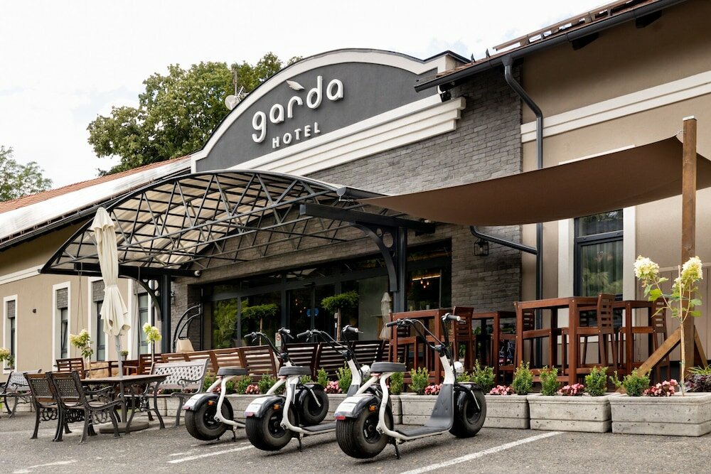 Фото отеля 1