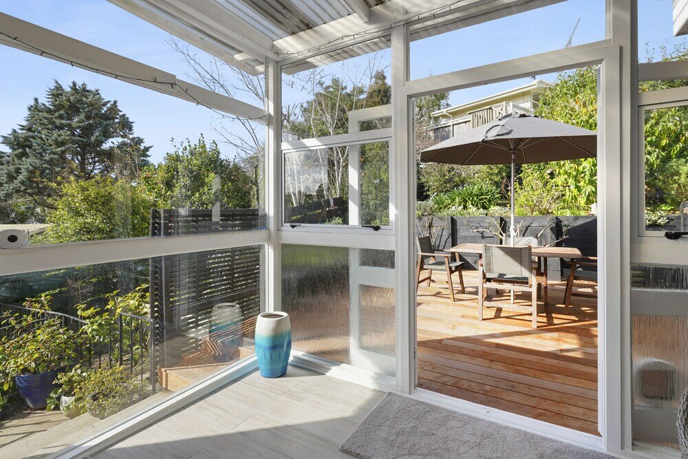 Фото Bright & Sunny Meadowbank - Gardens