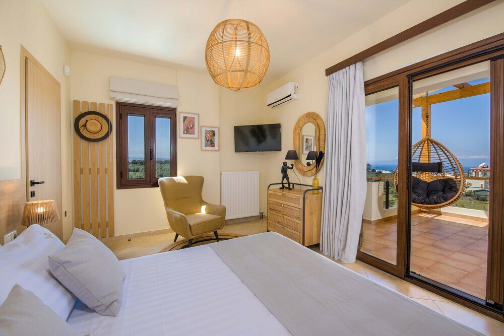 Фото EcoHome Villa