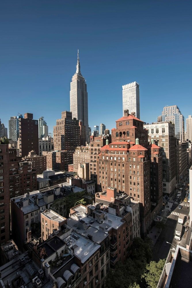 Фото 70 Park Avenue Hotel