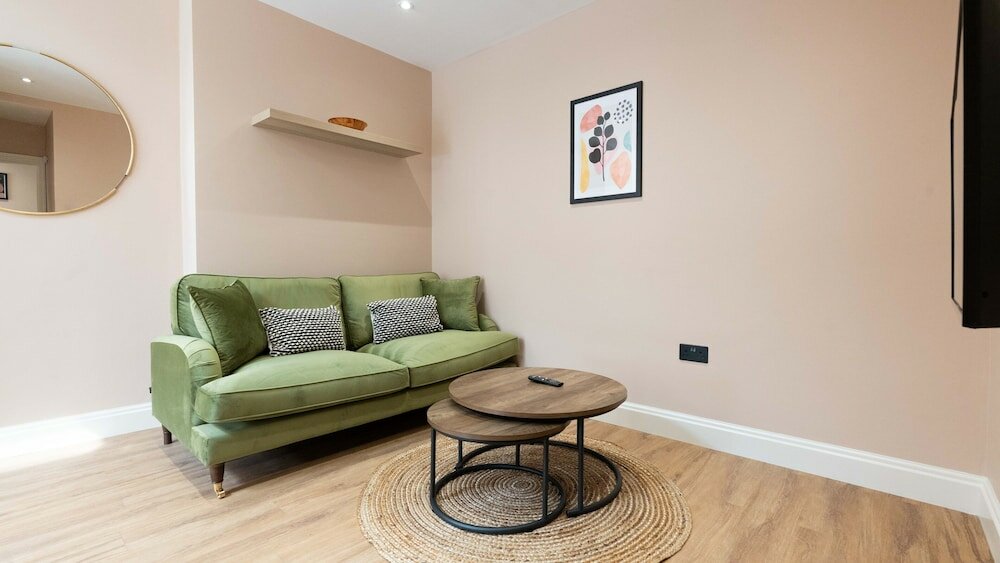 Фото Lamington Apartments - Hammersmith