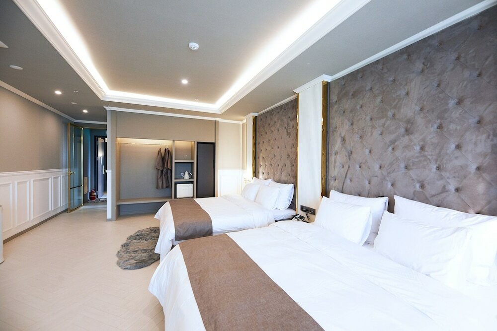 Фото Grand Bern Hotel