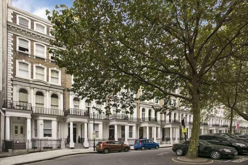 Гостиница Inviting 2-bed Apartment in London в Лондоне