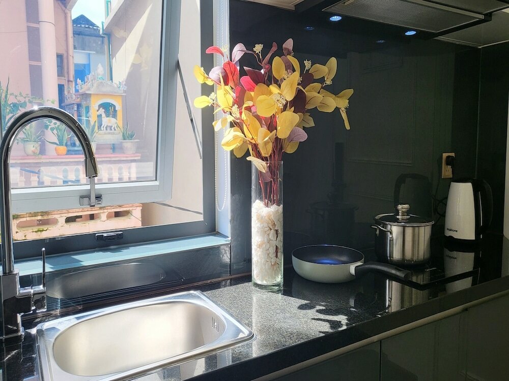 Фото Amy Hotel And Apartment Hue