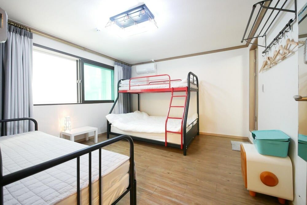 Фото Liz's House - Hostel