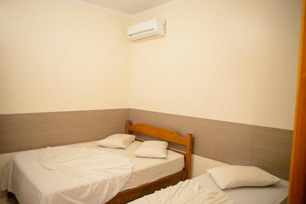 Фото Hotel e Pousada Santa Cruz