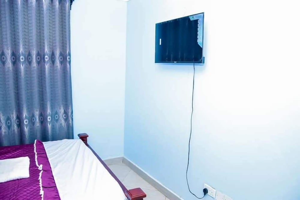 Фото Bliss Hotel Nansana