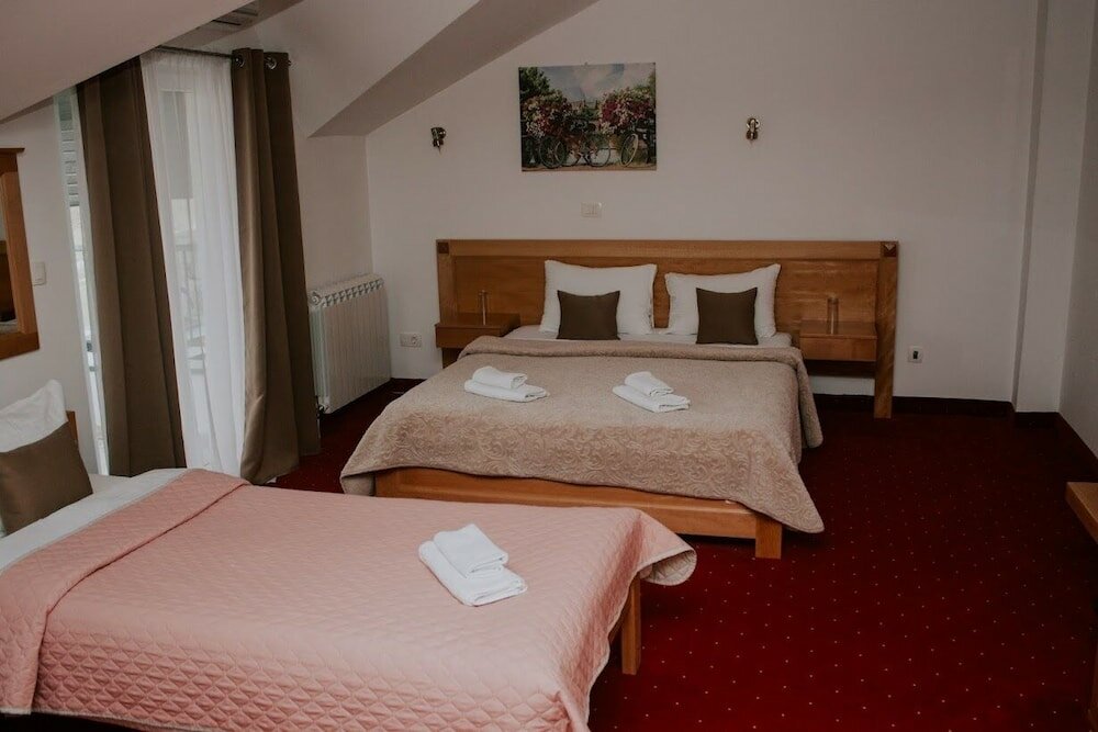 Фото Hotel Serdar