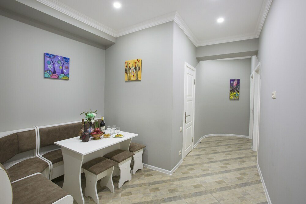 Фото Leyla Apartments 1