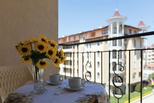 Гостиница One Bedroom Apartment with Balcony в Солнечном Береге