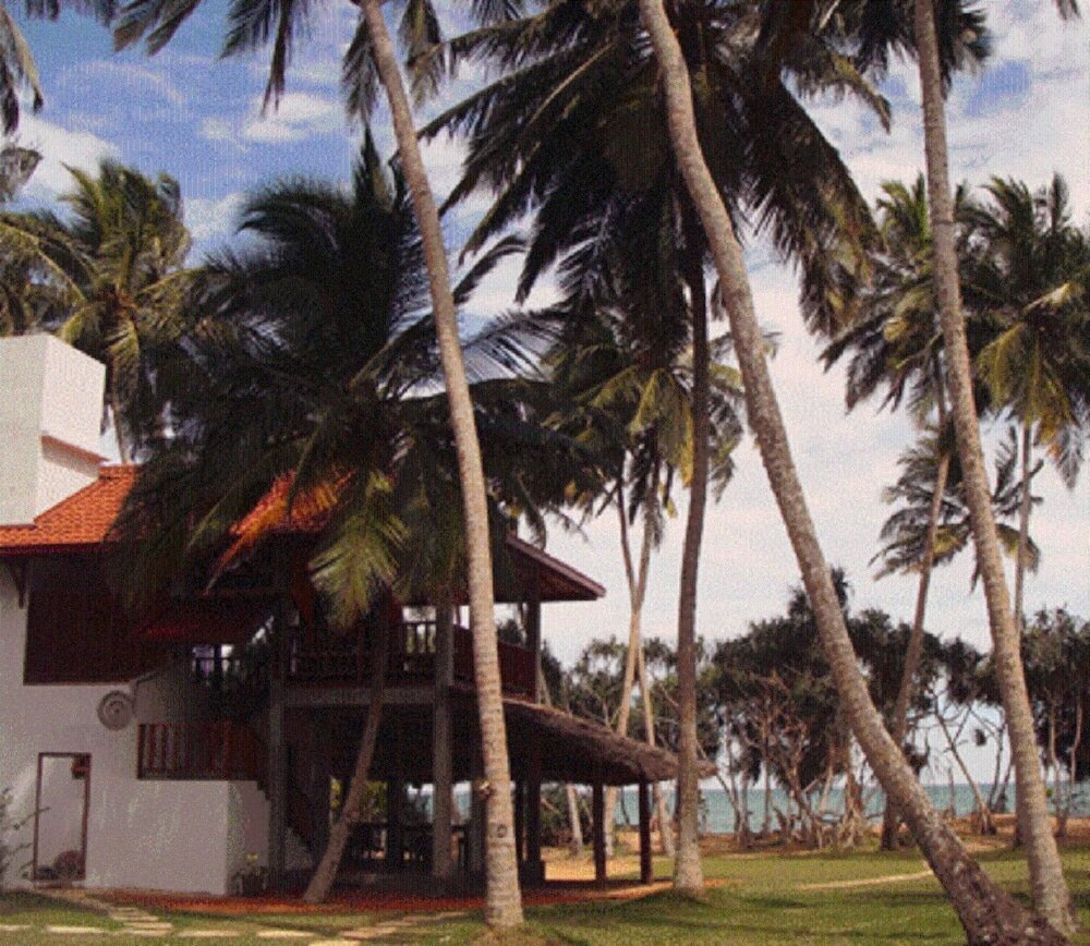 Фото Sanjis The Seaside Cabanas