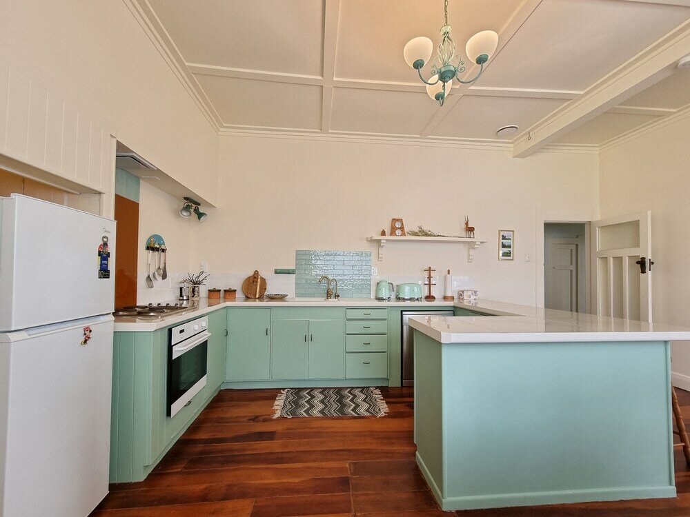 Фото 4 Bedroom Character House Papakura