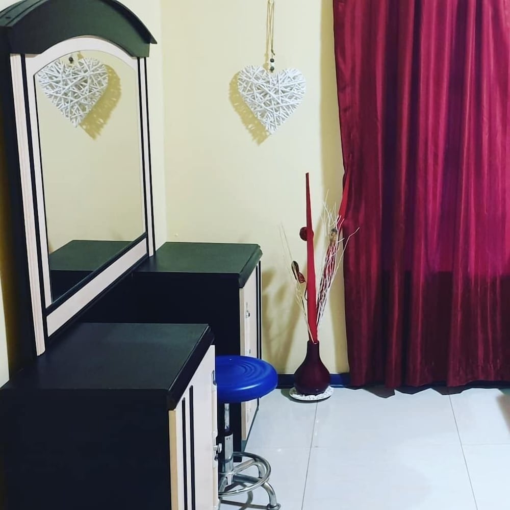 Фото P Wake Guesthouse