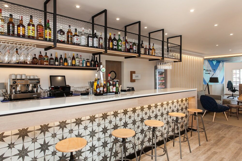 Фото R2 Bahía Kontiki Beach Apartments