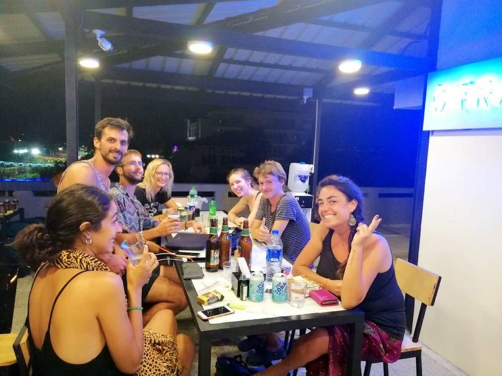 Фото Mansion Hostel Mandalay