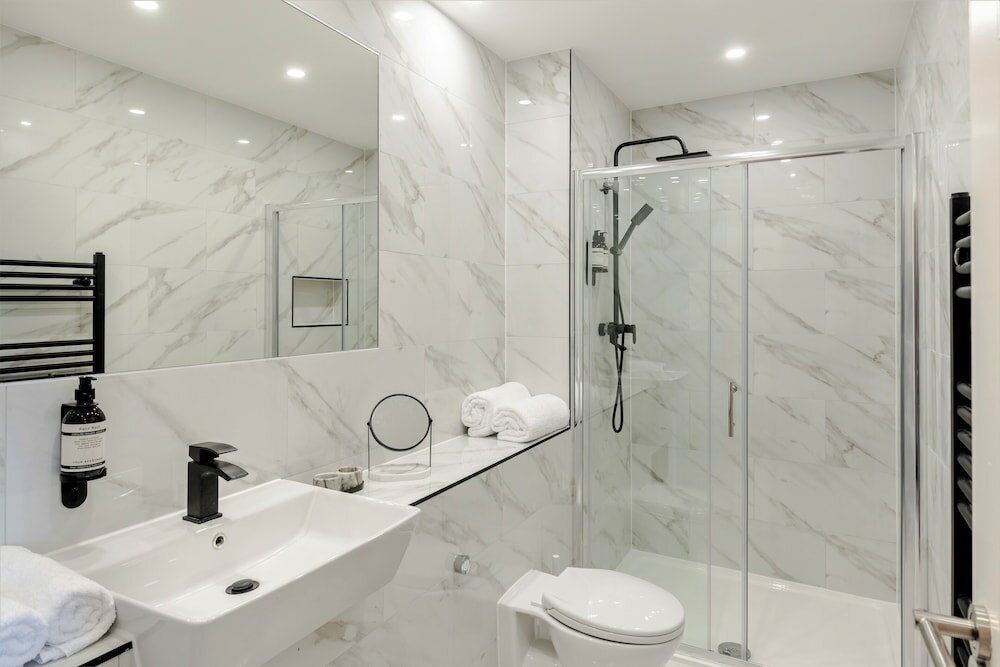 Фото Your Apartment Shepherd's Bush