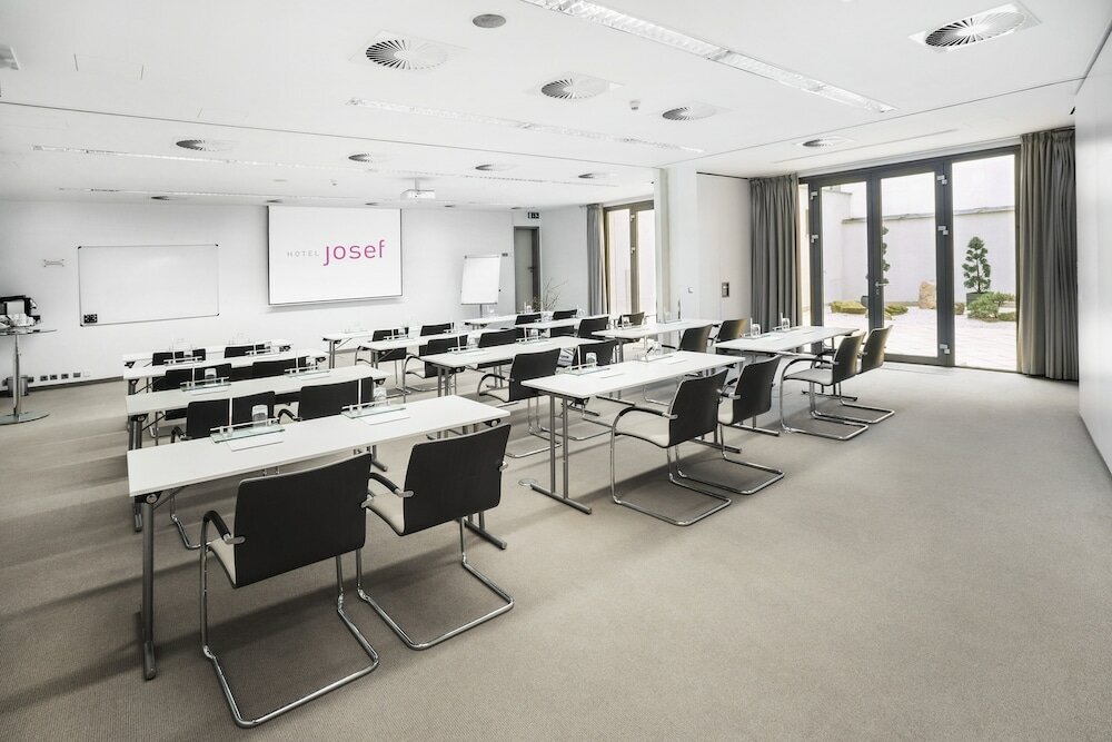 Фото Hotel Josef