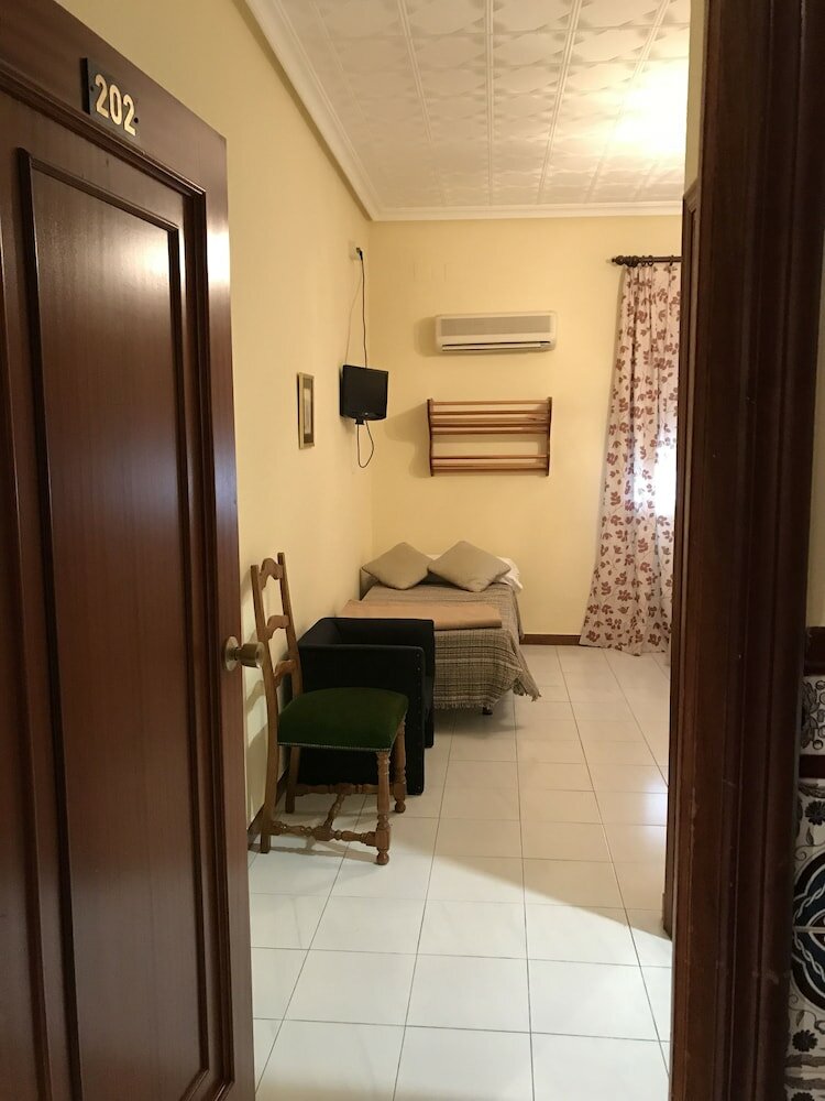 Фото Santa Ana Hostal