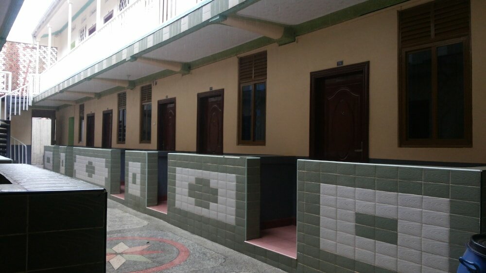 Фото Leosim Hotel Nebbi