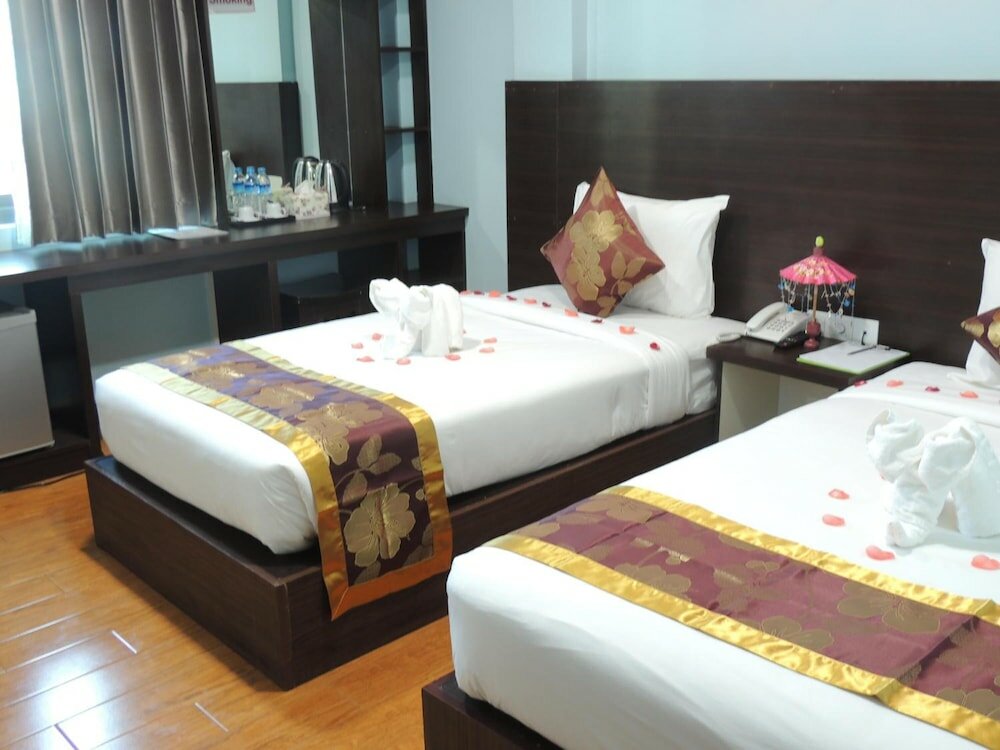Фото Hotel San Taw Win
