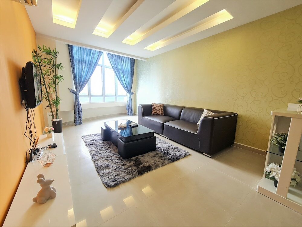 Фото Duta Hotel & Residence by Sarahs Lodge