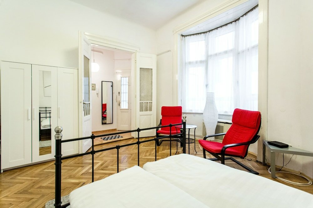 Фото Kecskemeti 5 Apartment