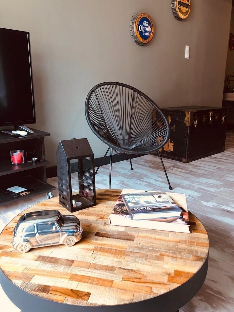 Фото Home Plus Psirri Apartment