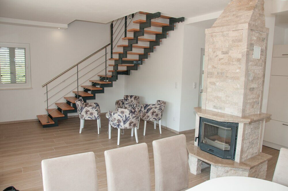 Фото Hvar-Holiday Apartments