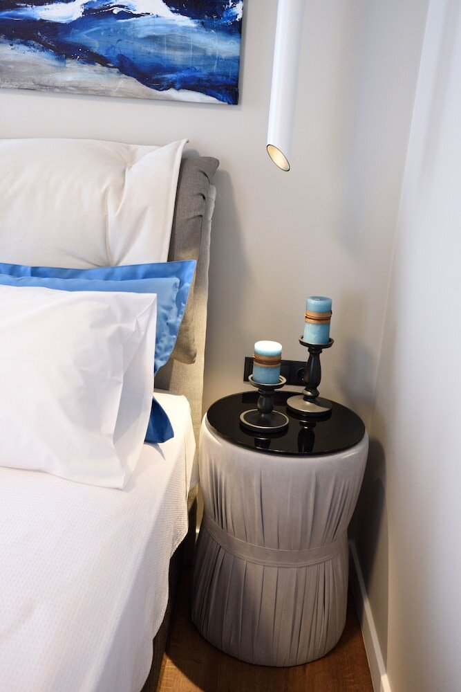 Фото Magnifique Luxury Suites