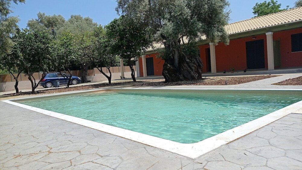 Фото Seadrop Suites