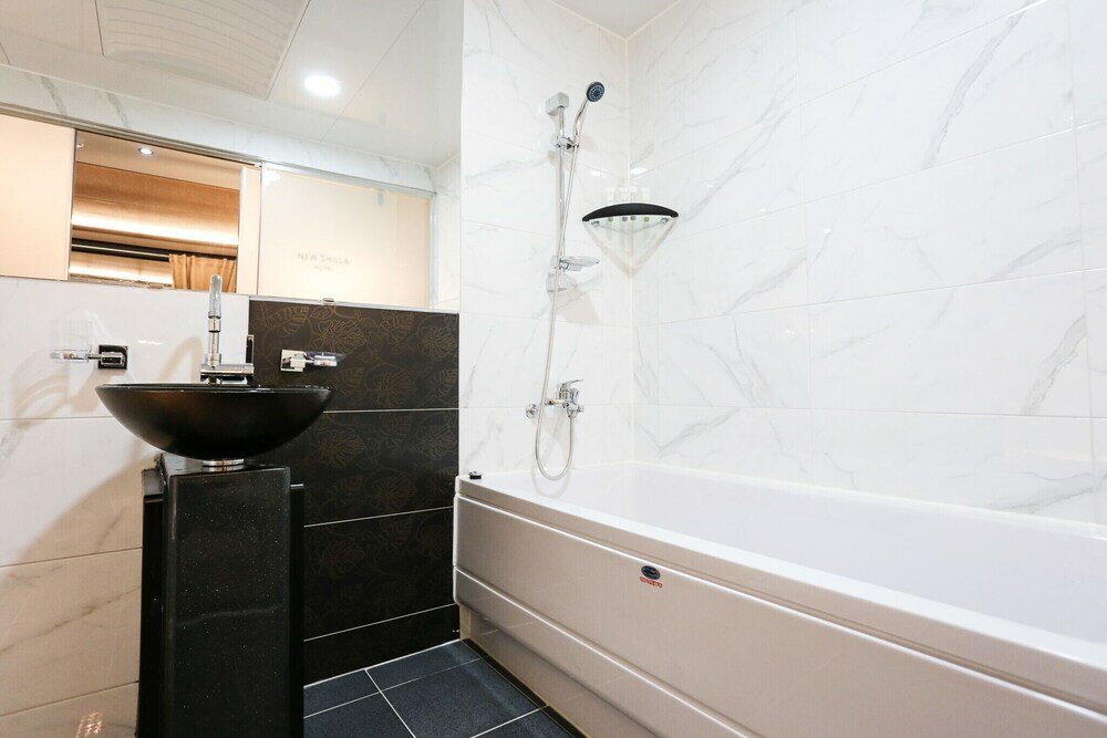 Фото Yeongdeungpo New Silla