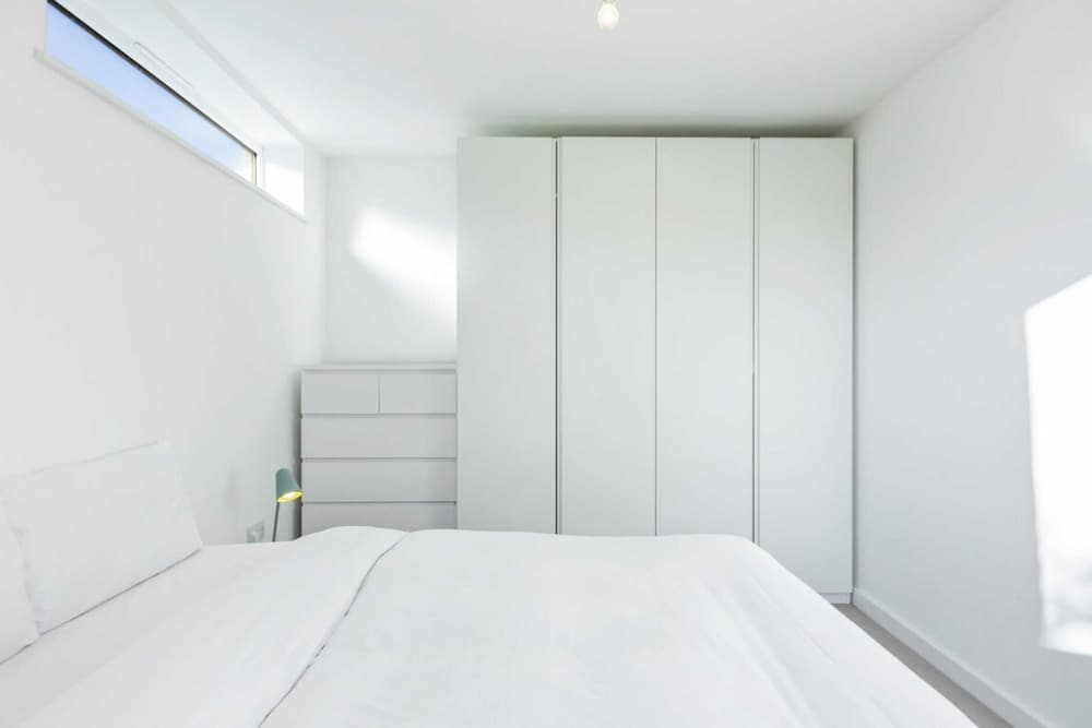 Фото Cosy 2 Bedroom House Near Greenwich