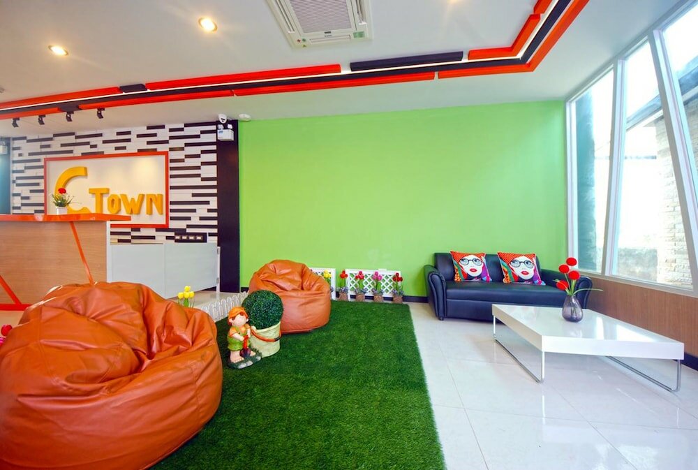 Фото C Tower Hotel