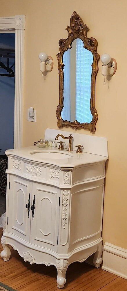 Фото Oaklawn Inn LLC