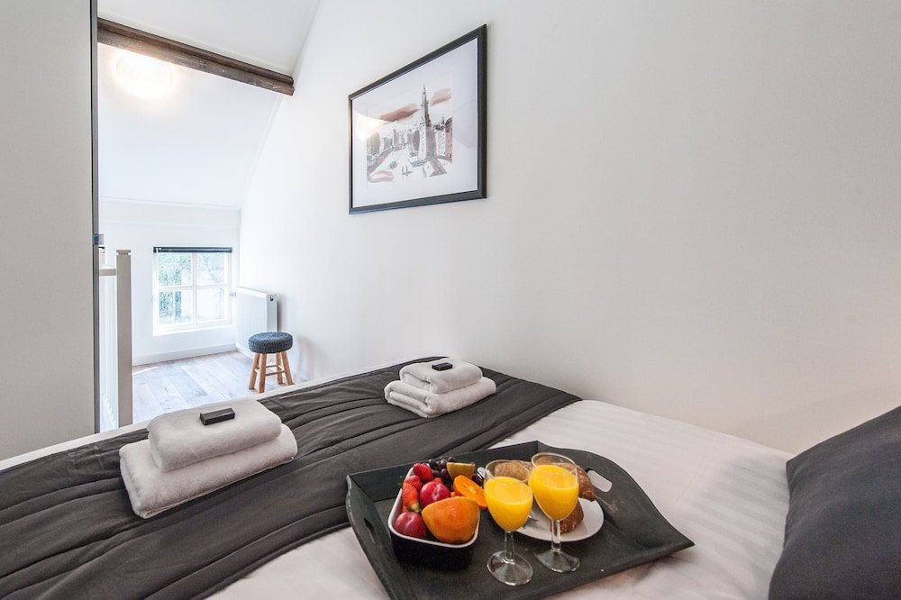 Фото Allure Garden Apartments