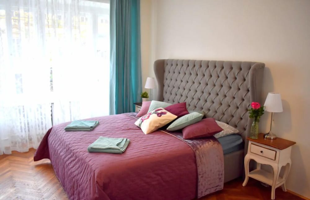 Фото Sokolovska Apartment