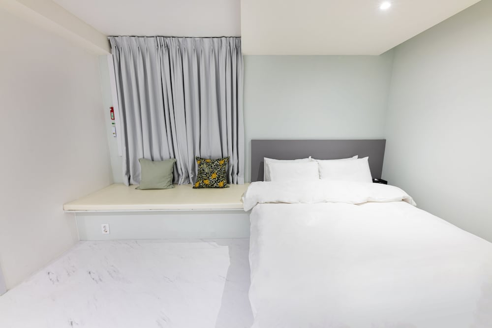 Фото Lenith Hotel Seomyeon