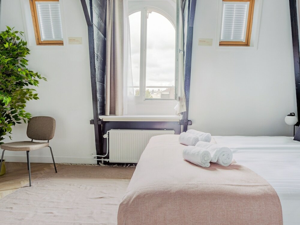 Фото Limehome Amsterdam Hemonystraat