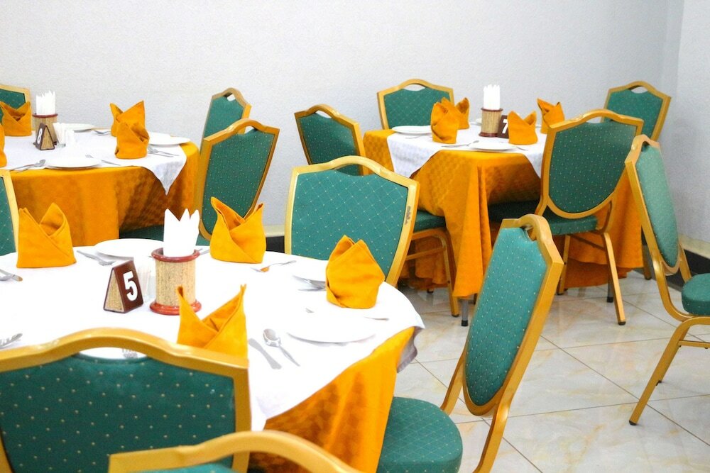 Фото Prinias Hotel